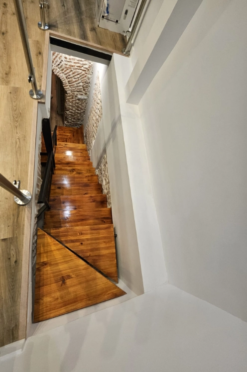 Diseño de escalera de madera